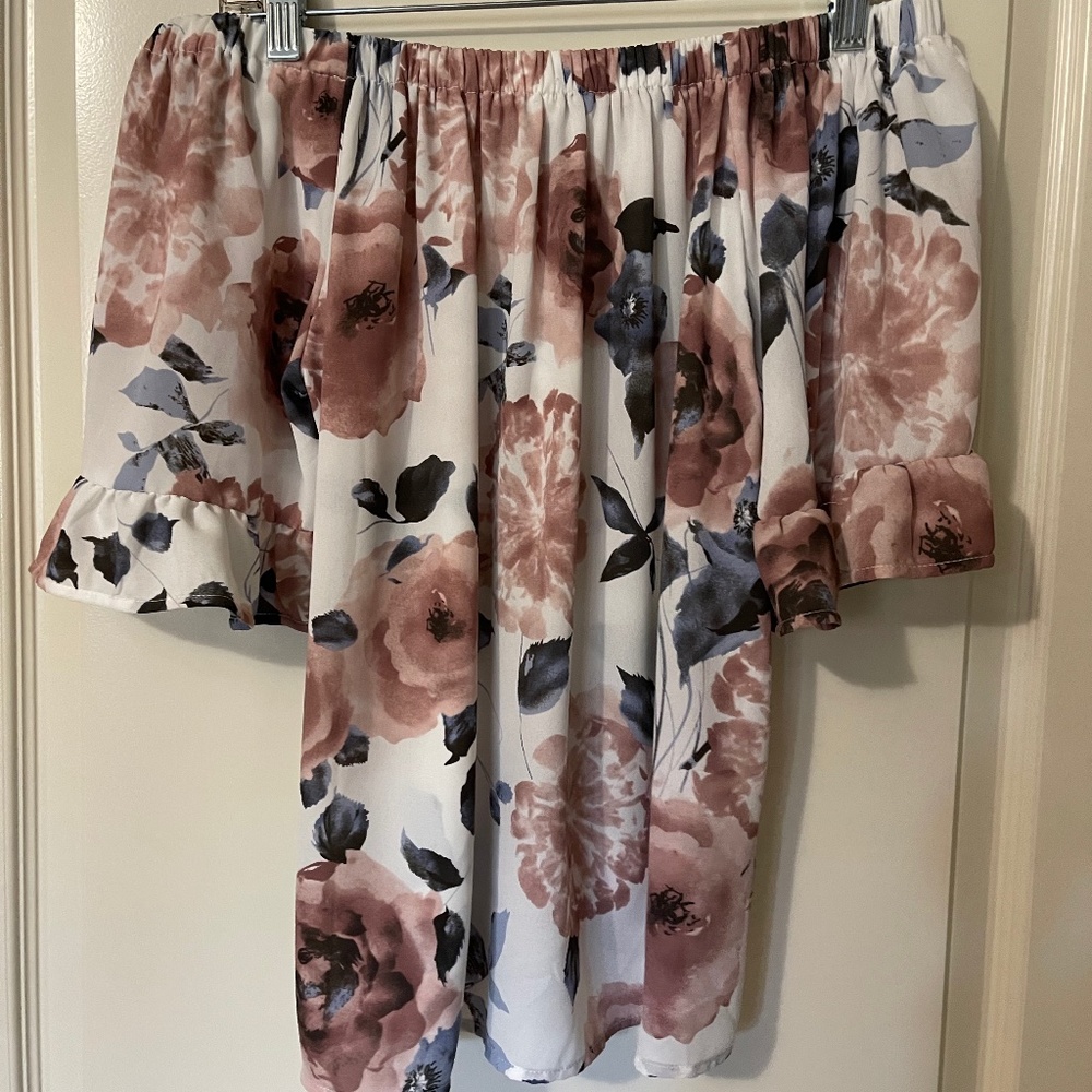 Womens Strapless Blouse